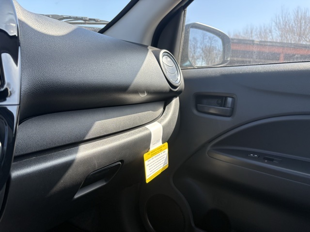 Vehicle image 22 of 31