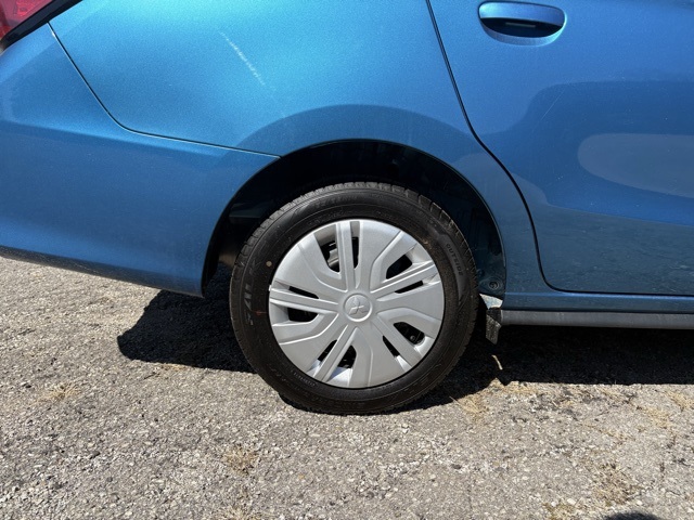 Vehicle image 9 of 31