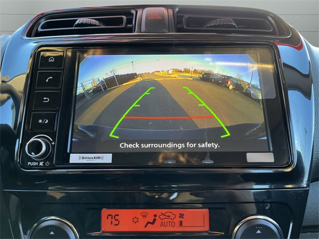 Vehicle image 17 of 26