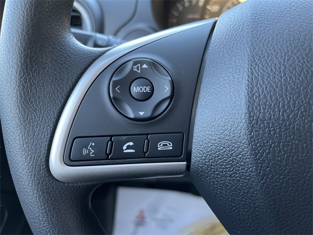 Vehicle image 22 of 26
