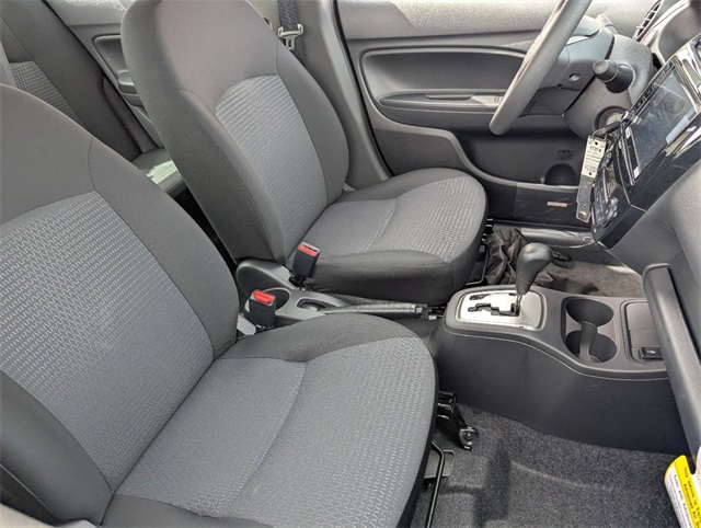 Vehicle image 6 of 19
