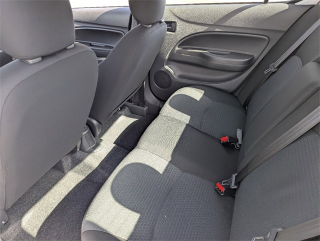 Vehicle image 10 of 19