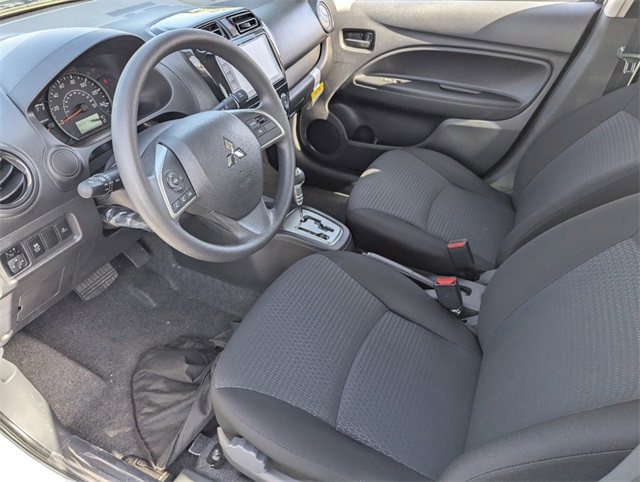 Vehicle image 11 of 19