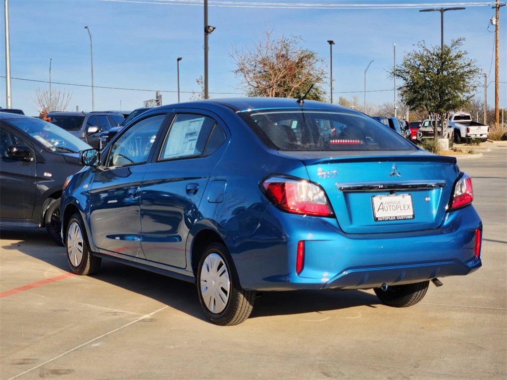 Vehicle image 4 of 21