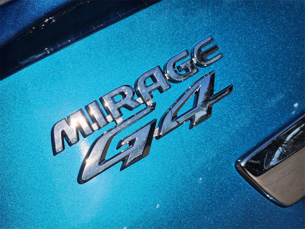 Vehicle image 7 of 21