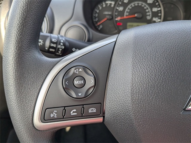 Vehicle image 14 of 28