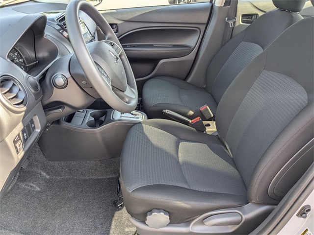 Vehicle image 12 of 28