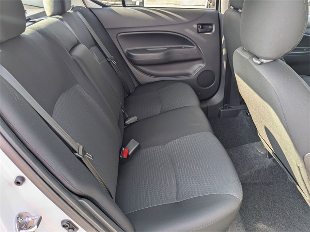 Vehicle image 25 of 28