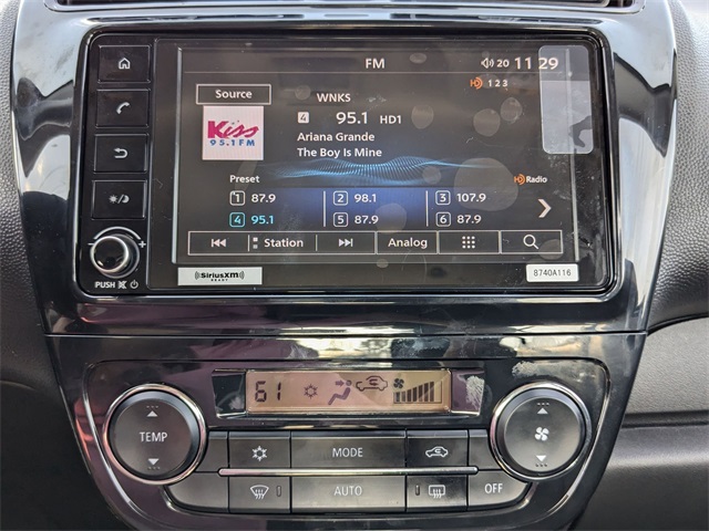 Vehicle image 17 of 28