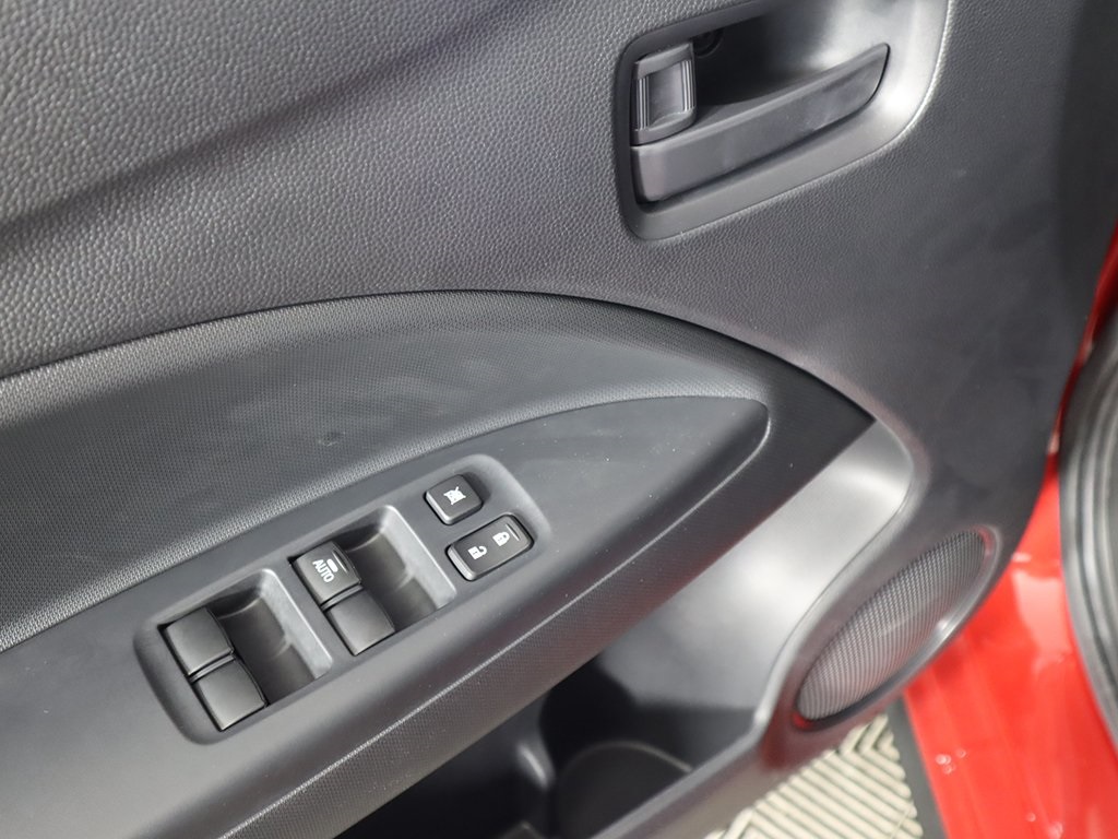 Vehicle image 29 of 42