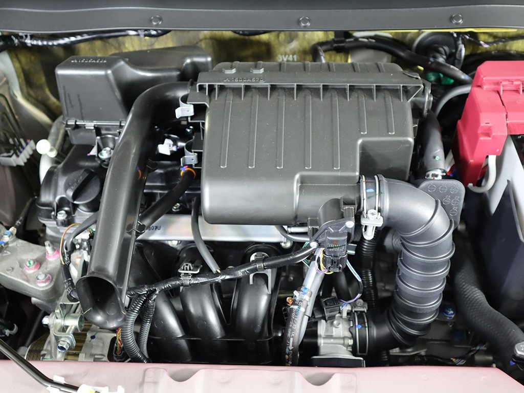 Vehicle image 14 of 42