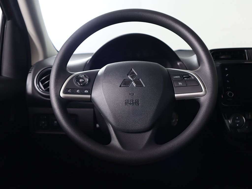Vehicle image 31 of 42