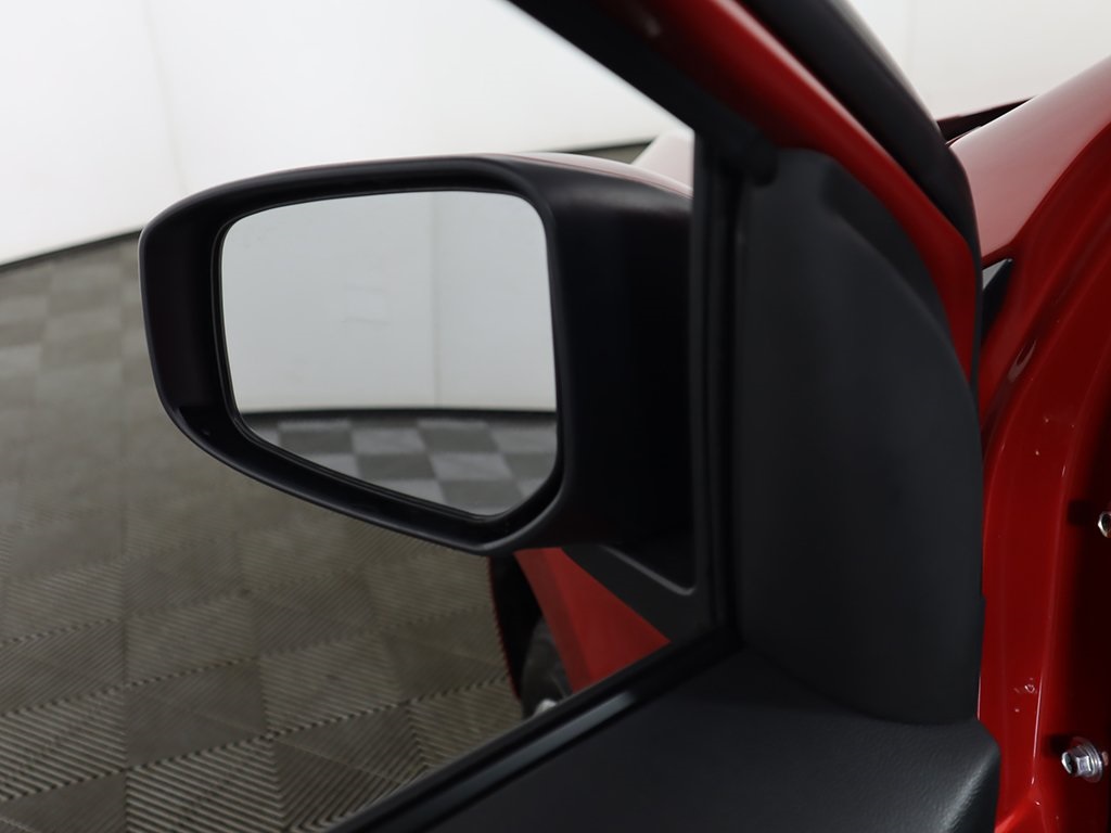Vehicle image 41 of 42