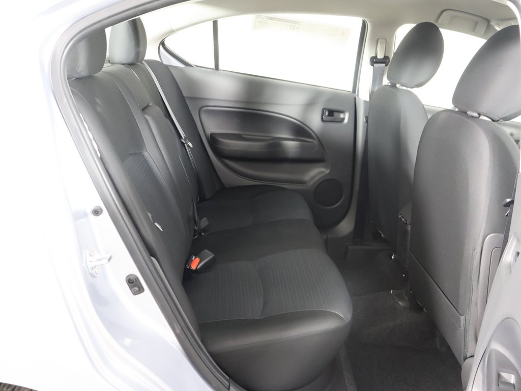 Vehicle image 29 of 42