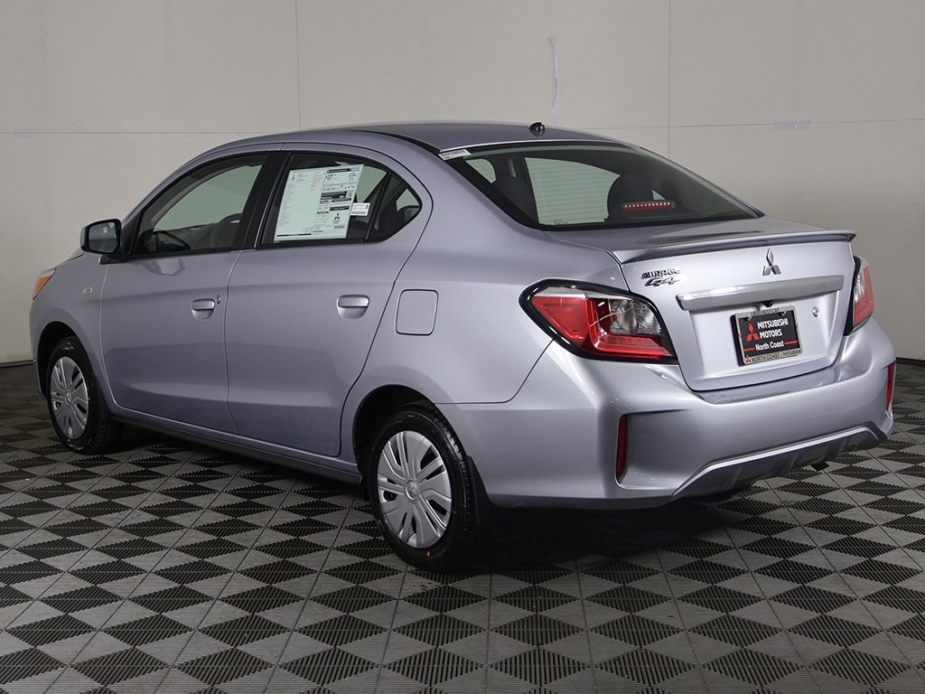 Vehicle image 9 of 42