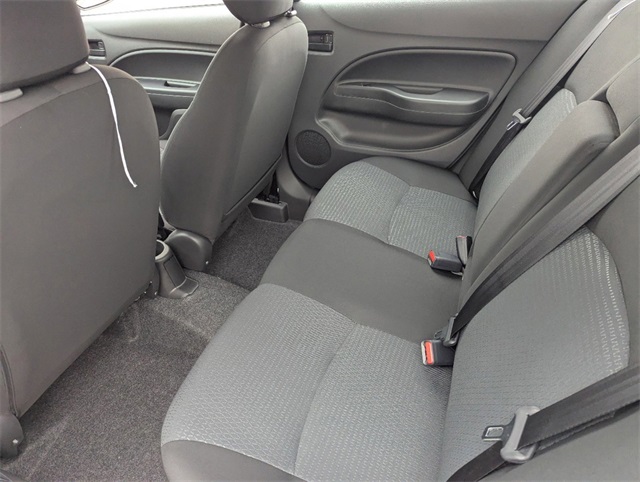 Vehicle image 9 of 19