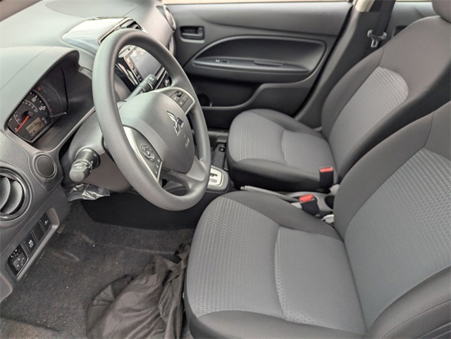 Vehicle image 11 of 19