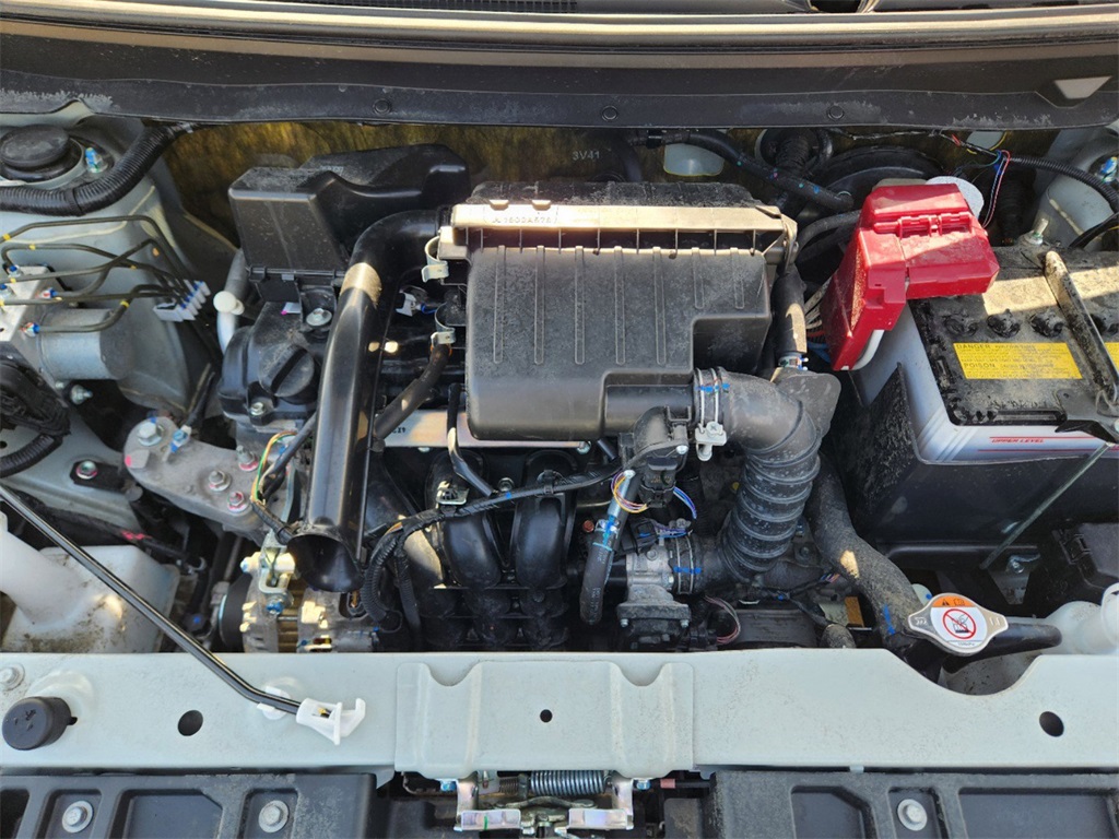 Vehicle image 20 of 21