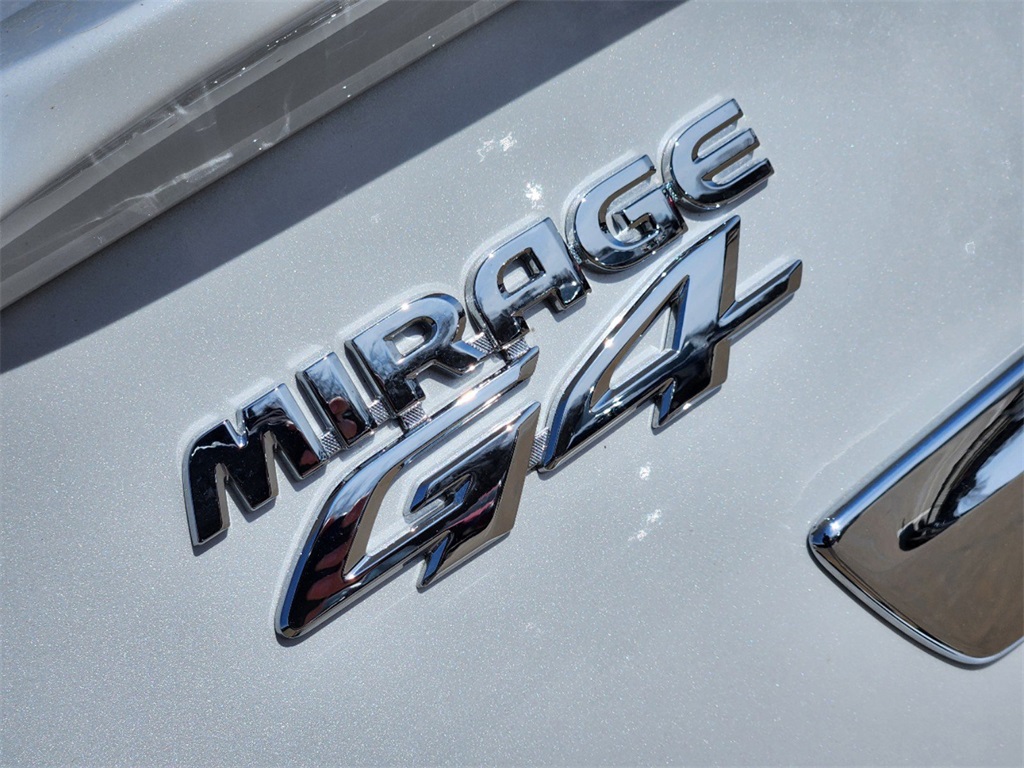 Vehicle image 8 of 21