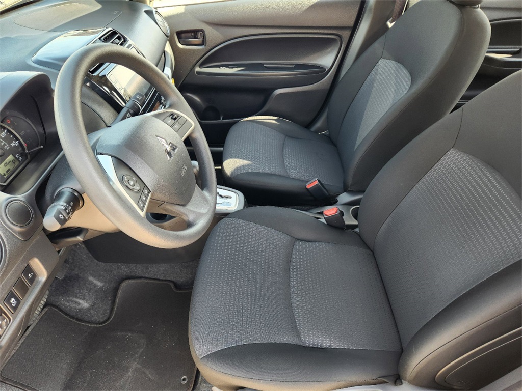 Vehicle image 10 of 21