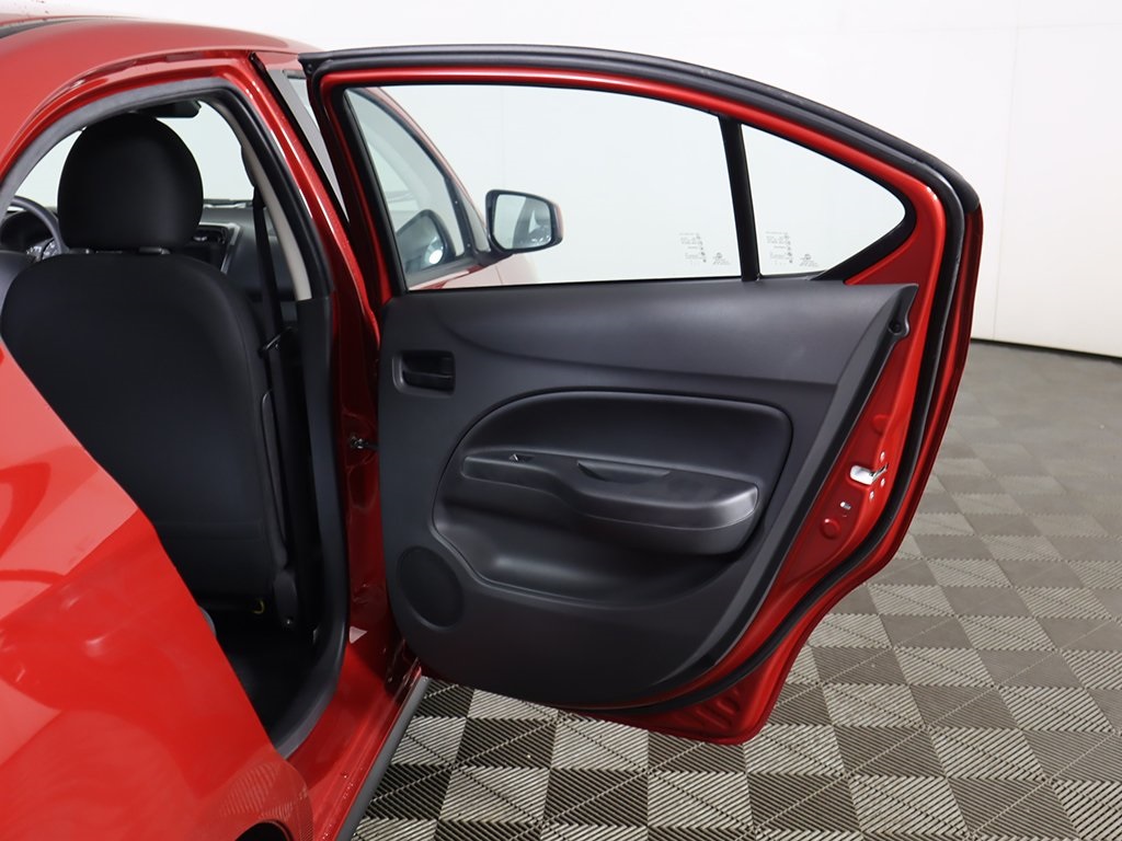Vehicle image 19 of 41