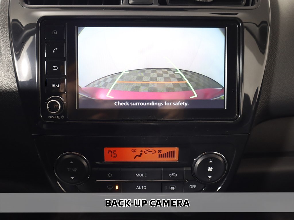 Vehicle image 12 of 41