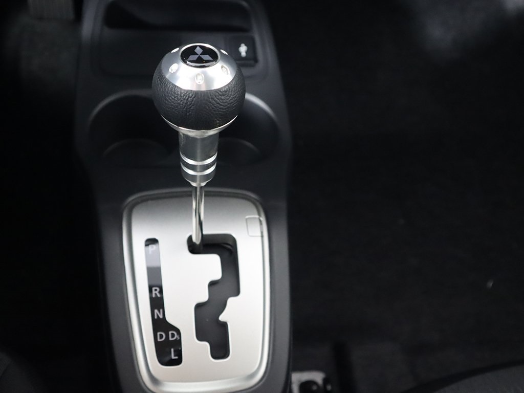 Vehicle image 40 of 41