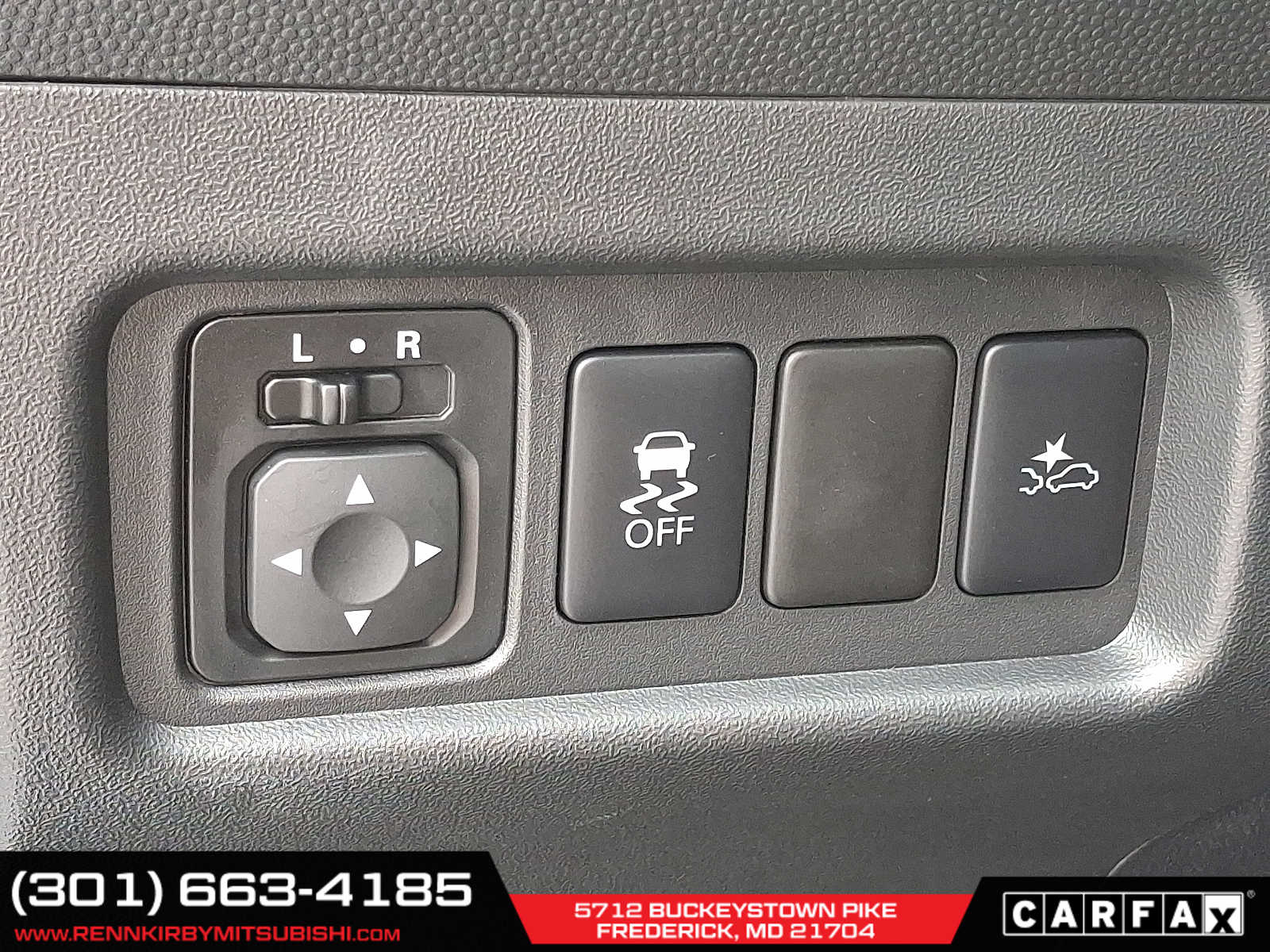 Vehicle image 14 of 17