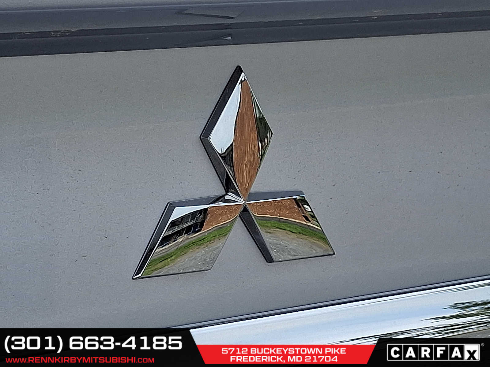 Vehicle image 16 of 17