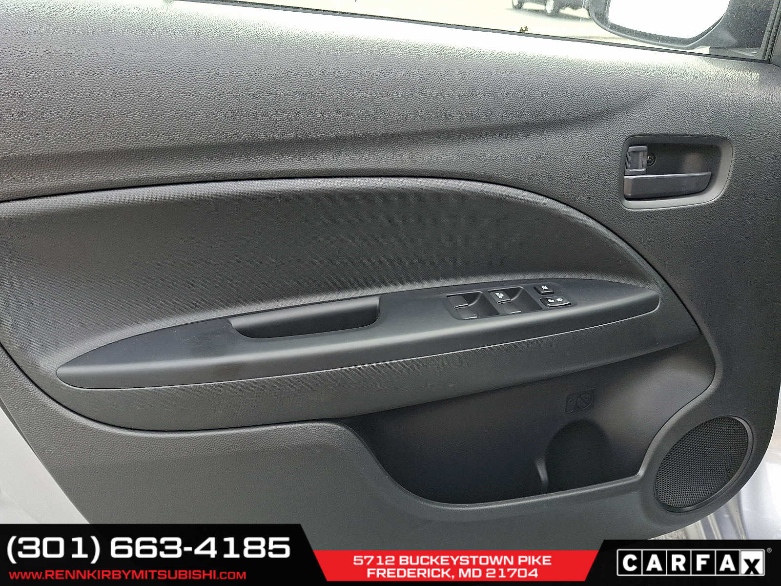 Vehicle image 7 of 17