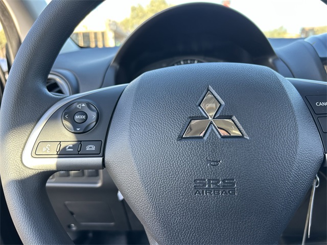 Vehicle image 25 of 32