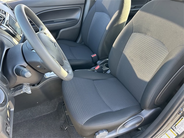 Vehicle image 16 of 32