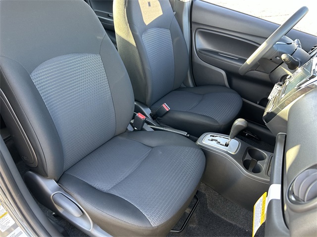 Vehicle image 6 of 32