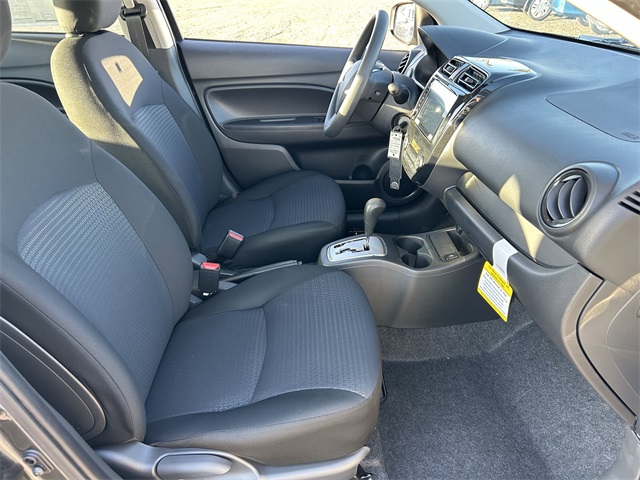 Vehicle image 7 of 32