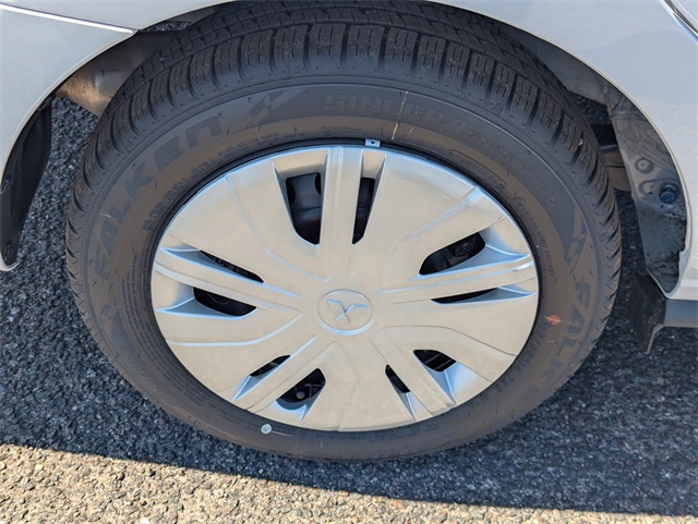 Vehicle image 6 of 20