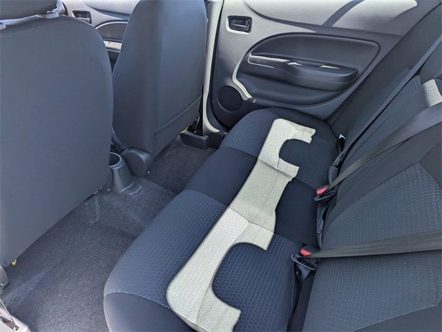 Vehicle image 11 of 20
