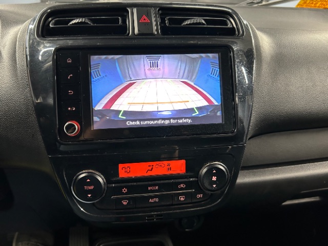 Vehicle image 17 of 21