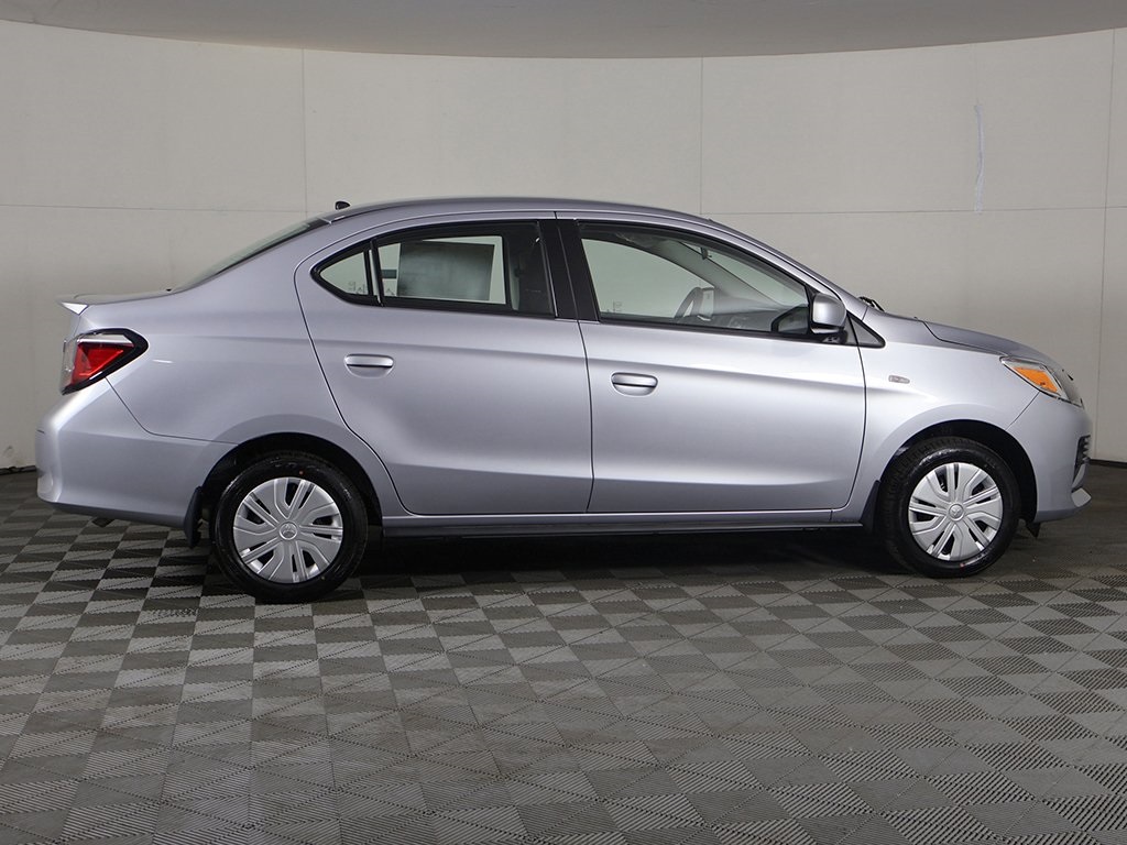 Vehicle image 6 of 42