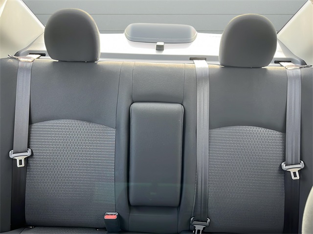Vehicle image 12 of 41