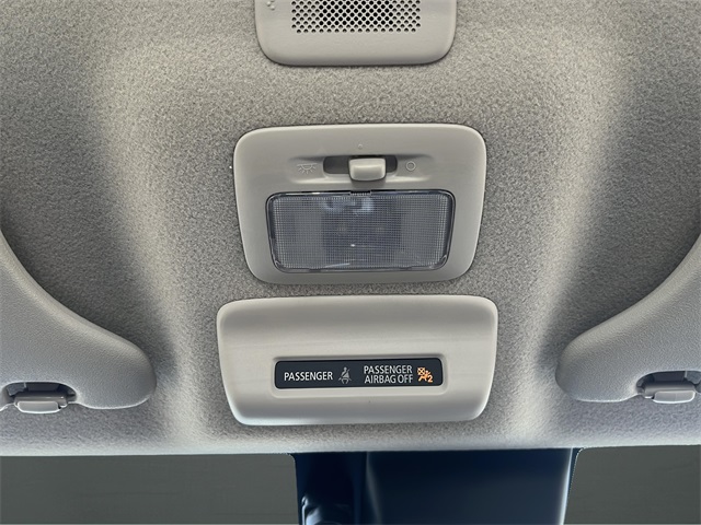 Vehicle image 30 of 41