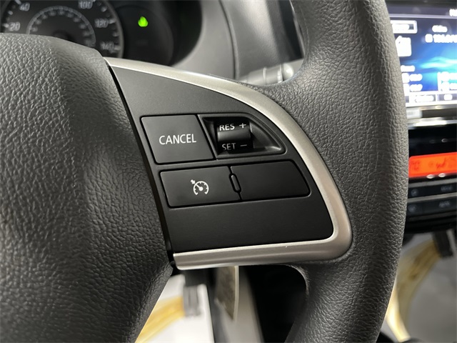 Vehicle image 23 of 26