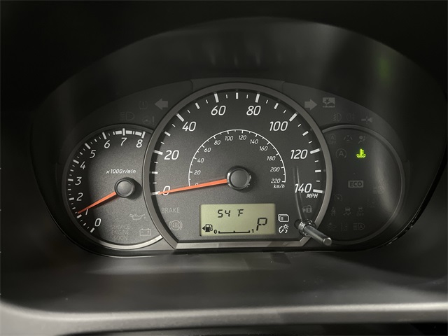 Vehicle image 15 of 26