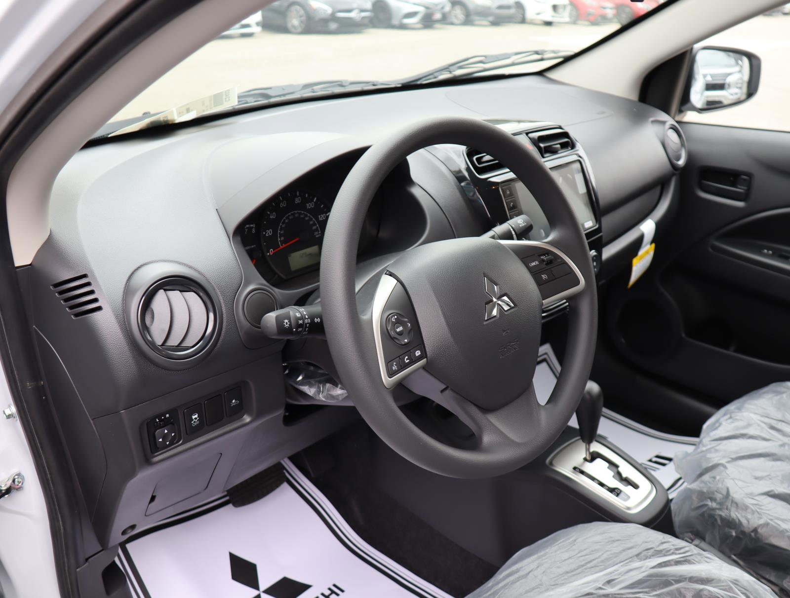 2024 Mitsubishi Mirage G4 ES Image 10 of 20