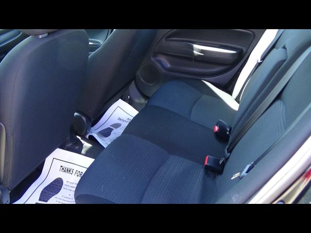 Vehicle image 10 of 24
