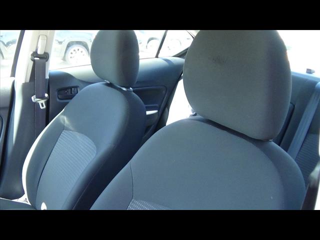 Vehicle image 15 of 24