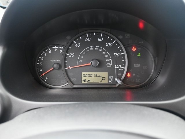 Vehicle image 28 of 33