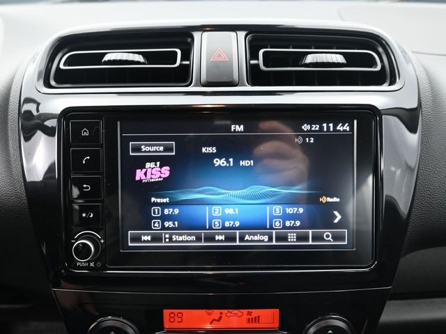 Vehicle image 23 of 33