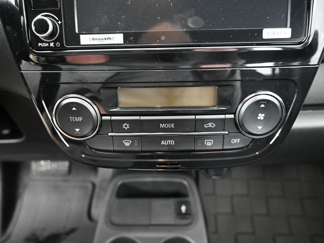 Vehicle image 22 of 33