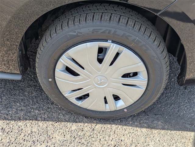 Vehicle image 5 of 19