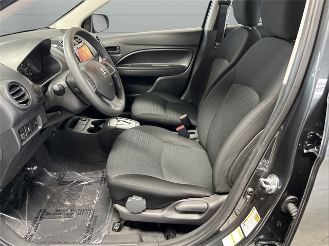 Vehicle image 14 of 28